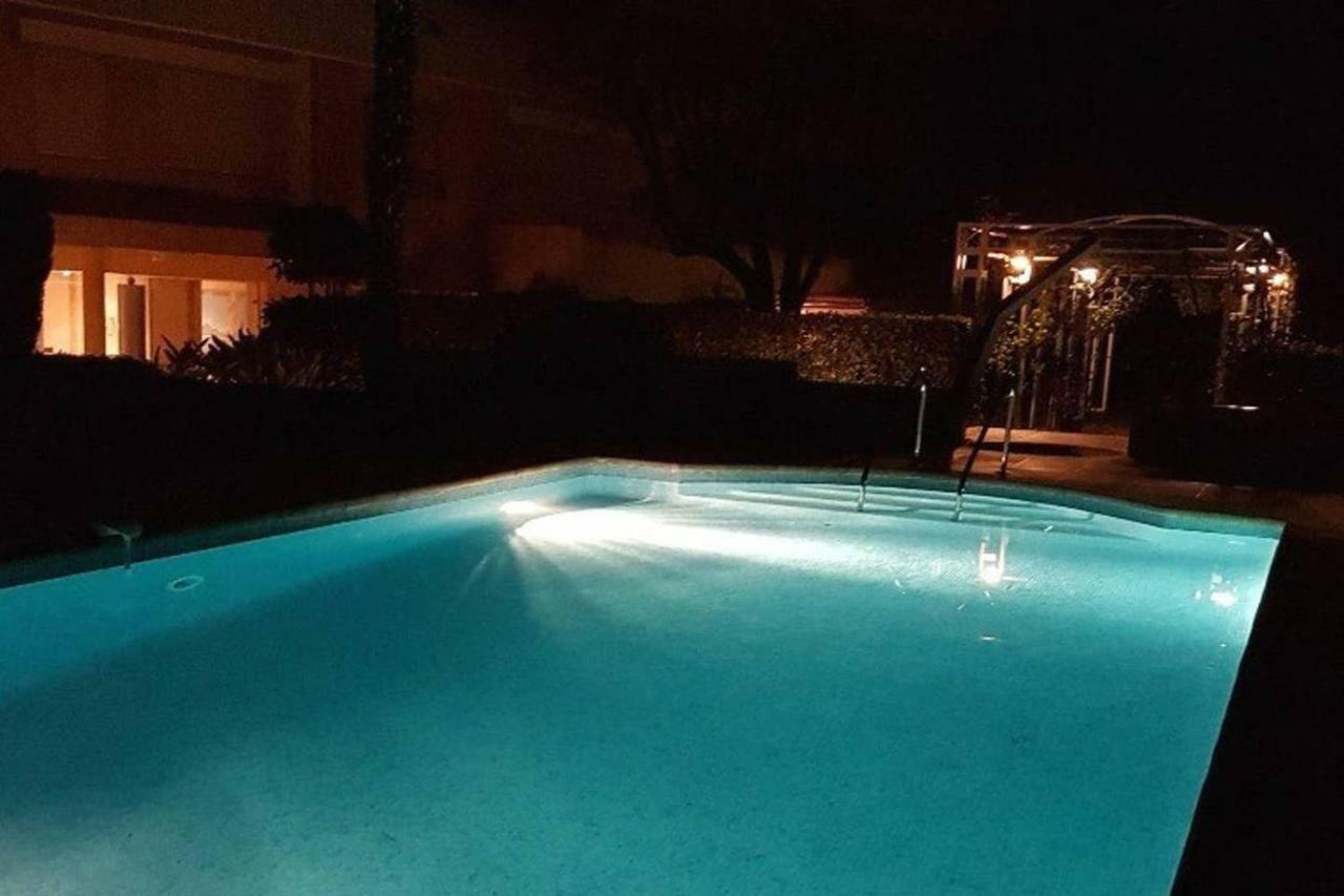 Lux Our Swimming Pool And Garden Cannes